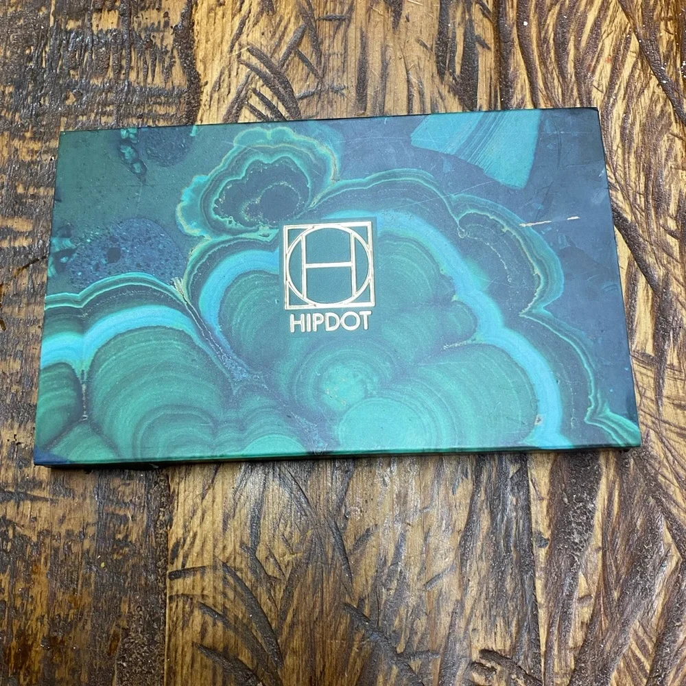 New HipDot Cenote Eyeshadow Palette Animal Test Free Vegan